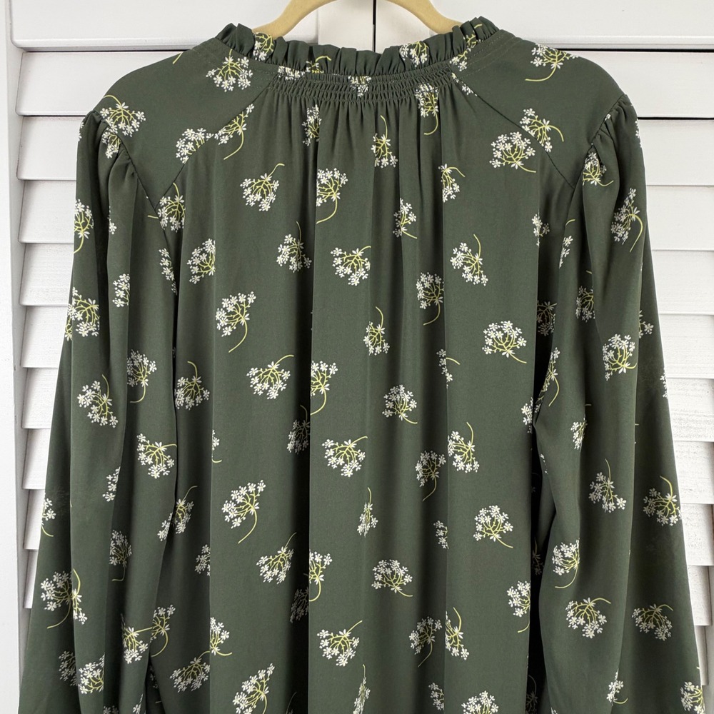 LOFT Blouse XL Green Floral Smocked Ruffle Neck Long Sleeve NEW - Picture 10 of 15